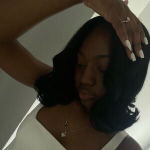 Meet your Posher, Gabrielle